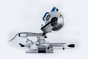 Workmaster Торцовочная пила ПТ-2200/255В